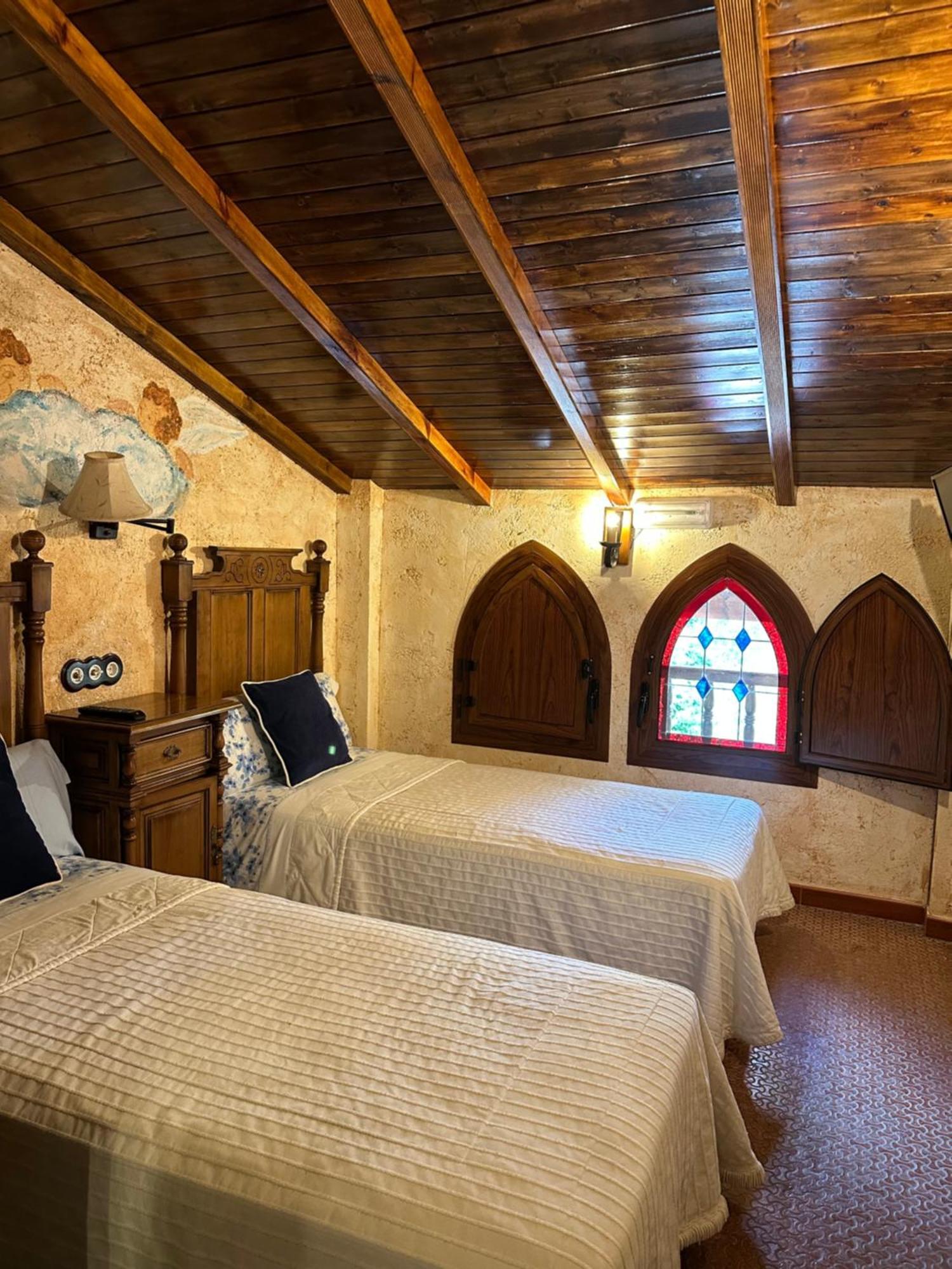 Casa Rural Ermita Santa Maria De La Sierra Villa Arroyo Frio Eksteriør billede